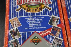 lot 70 image: 1992 Upper Deck Baseball Low Series Hobby Box Lot  4 Boxes