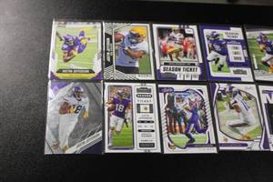 lot 107 image: Justin Jefferson Football Card Lot  10 Cards w 2020 Hit Rookie Card