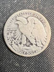 1917 US WALKING LIBERTY HALF DOLLAR