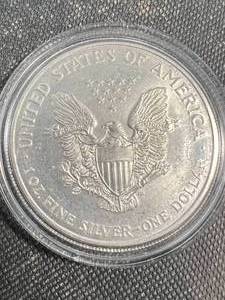 1995 AMERICAN SILVER EAGLE 1 TROY OZ .999 FINE SILVER IN AIRTITE