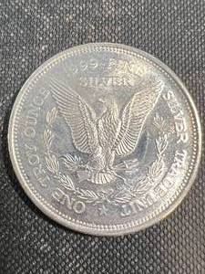 1 TROY OZ .999 FINE SILVER 1987 MORGAN DOLLAR DESIGNED ROUND