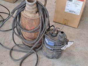 lot 35 image: Lot of (2) Superior Pump 14-HP Submersible Thermoplastic Utility Pumps 91250