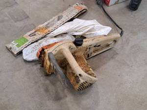 lot 112 image: Stihl 16 Electric Chainsaw E1800