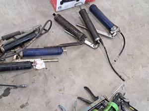 lot 114 image: Lot of (6) Grease Guns
