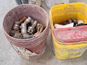 lot 120 image: Lot of (2 Buckets) Misc. Fittings