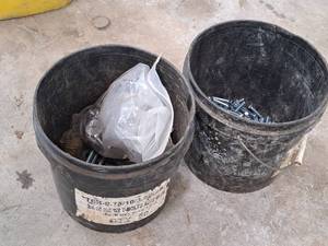 lot 122 image: Lot of (2 Buckets) Misc. Nut, Bolts and Washers