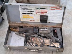 lot 147 image: Porter-Cable Heavy Duty Reciprocating Saw with Metal Case
