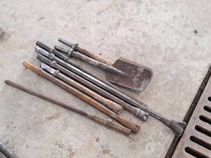 lot 168 image: Lot of (8) Jackhammer Bits 78-hex