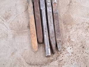 lot 173 image: Lot of (5) 78-round Jackhammer Bits