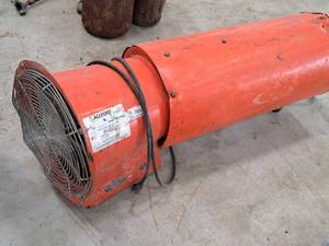 lot 188 image: Allegro Commercial 13-HP FanVentilator 9513-05