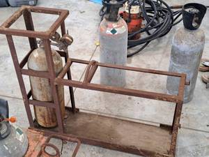 lot 191 image: Carbon Dioxide Tank with Stand