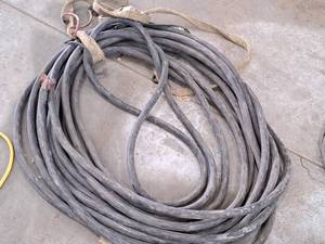 lot 253 image: Lot of (1) Heavy Duty Power Cord
