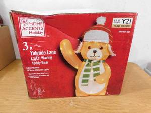 lot 226 image: HOME ACCENTS Holiday 3ft Yuletide Lane LED Waving Teddy Bear