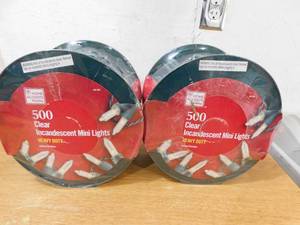 lot 17 image: Home Accents 500-Light Clear Heavy Duty Mini Incandescent String Light Set 124ft