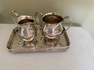 lot 29 image: Small Silverplated Items