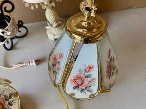 lot 57 image: Table Lamp Haul