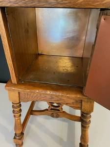 lot 61 image: Copper Lined Oak End Table