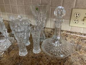 lot 110 image: Sparkling Crystal and Glass