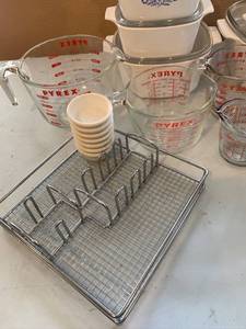 lot 137 image: Corningware, Pyrex and more