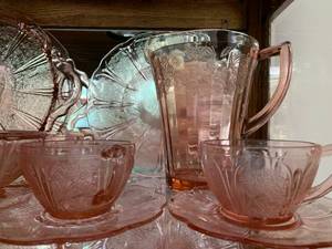 lot 123 image: Breathtaking Collection of Pink Cherry Blossom Depression Glass - see video
