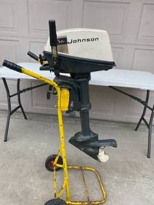 lot 89 image: Vintage Johnson 4 HP Outboard