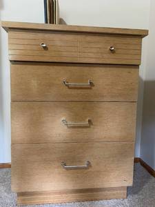 lot 97 image: MCM Dresser, Bookends, Yearbooks