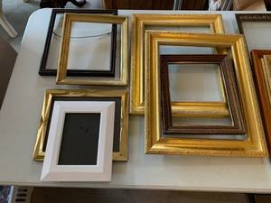lot 149 image: Miscellaneous Picture Frames