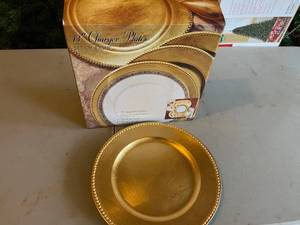 lot 171 image: 8 Gold Charger Plates, 4 Colorful Charger Plates, Brush and Mirror Set, Letter Opener