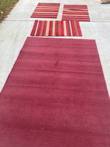 lot 201 image: 4 Entry Rugs