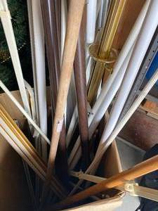 lot 86 image: Assortment of Curtain Rods
