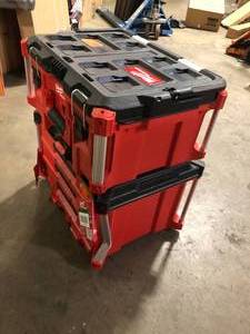 Milwaukee PACKOUT  Large Portable Tool Box  Customer Returns See Pictures