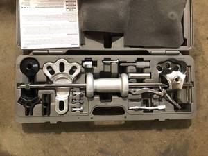 GEARWRENCH Slide Hammer Oil Seal and Axle Puller Set with Case (10-Piece) Customer Returns See Pictures