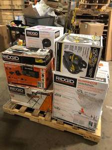 lot 33 image: Pallet of Assorted WetDry Shop Vacs Various Models and Conditions Customer Returns See Pictures
