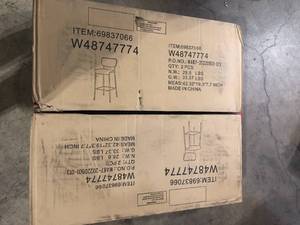 lot 42 image: Lot of 2  38.5 in. Brown Low Back Metal Frame Bar Stool with Pu Faux Leather Seat (Set of 2) Customer Returns See Pictures