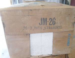 lot 13 image: 2 boxes of Insulating Fire Brick