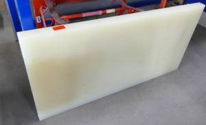 lot 33 image: Slab of plastic - 2x4 ft x 2-14 thick