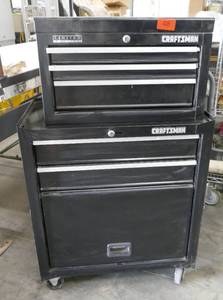 lot 48 image: Nice Craftsman tool box