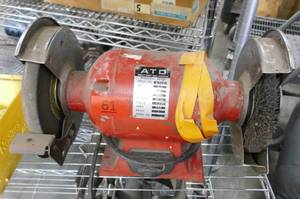 lot 61 image: 34hp grinder - works
