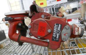 lot 98 image: GasBoy pump Model 72