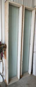 lot 132 image: Two side door glass units, frosted look