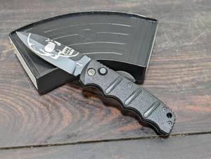 lot 20 image: Boker Plus Skull Kal Dagger Knife