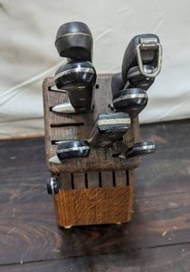 lot 35 image: Misc. Knives and Block