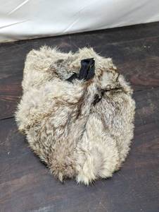 lot 37 image: Vintage Rabbit Fur Hat
