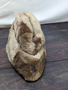 lot 38 image: Vintage Beaver Fur Hat