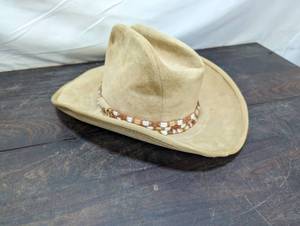 lot 123 image: Vintage Cowboy Hat