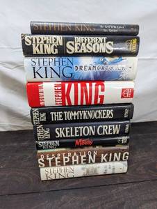 lot 125 image: Collection Of Stephen King Books
