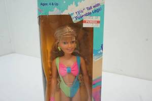 1988 Beachy Keen Maxie