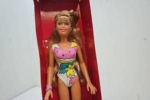 1988 Beachy Keen Maxie