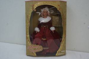 1999 Holiday Elegance Barbie