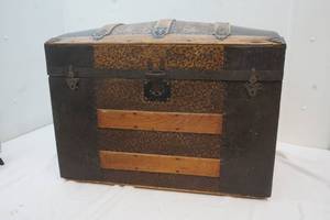 Vintage Steamers Trunk